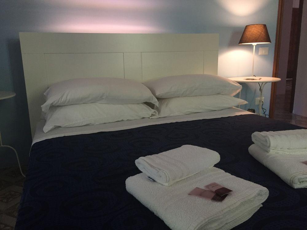 Bed & Breakfast Villa Angela Taranto Exterior foto